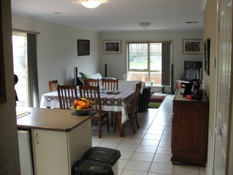 37 Ebony Drive, Pakenham VIC 3810