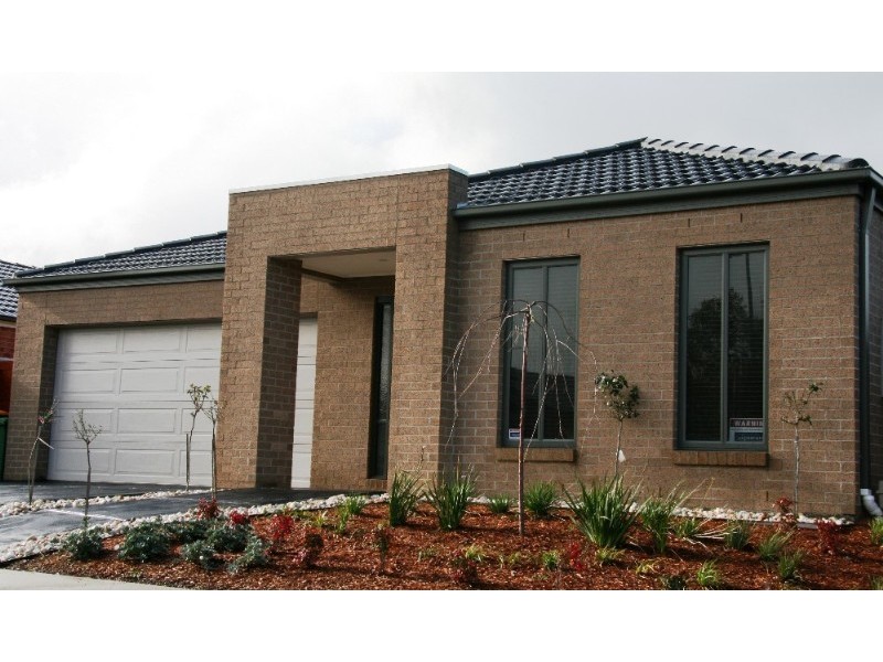 13 Bohemia Crescent, Pakenham VIC 3810