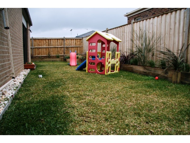 13 Bohemia Crescent, Pakenham VIC 3810