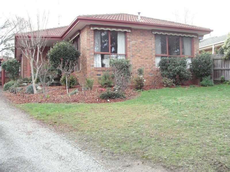 6 Highview Court, Pakenham VIC 3810