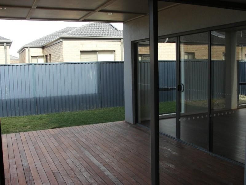 Lot 332 Ben Cairn Mews, Pakenham VIC 3810
