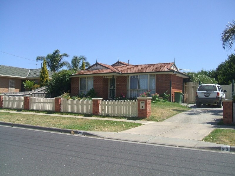 23 Broadhurst Road, Pakenham VIC 3810