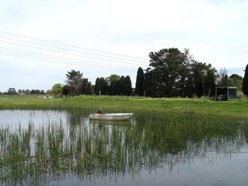 550 Lone Pine Road, Garfield VIC 3814