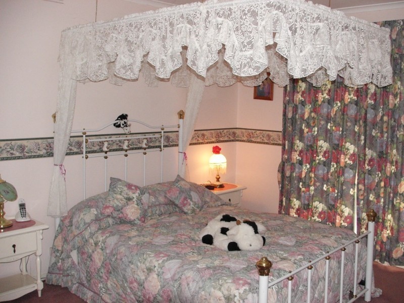 26 Burnt Store Road, Drouin South VIC 3818