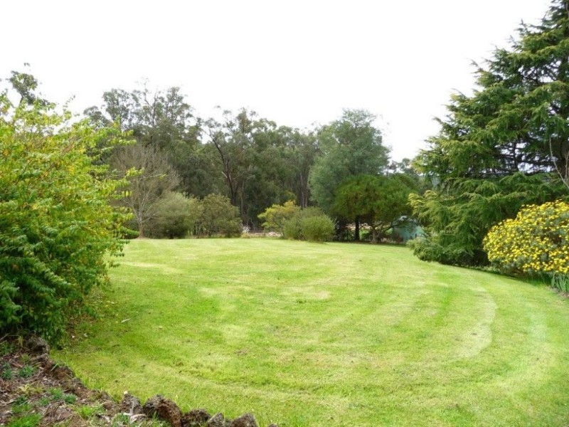 295 Mann Road, Pakenham Upper VIC 3810