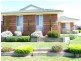 27 Sir Thomas Drive, Pakenham VIC 3810