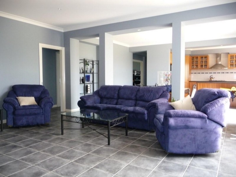 180 Five Mile Road, Koo Wee Rup VIC 3981