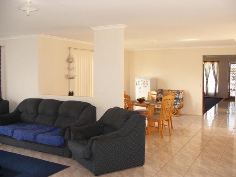 25 Park Boulevard, Pakenham VIC 3810