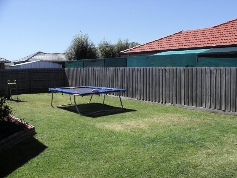 25 Park Boulevard, Pakenham VIC 3810