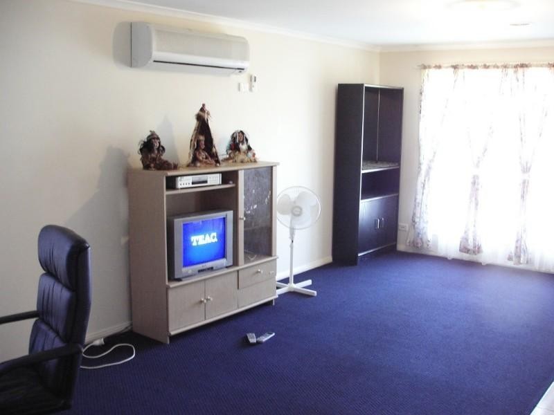 25 Park Boulevard, Pakenham VIC 3810