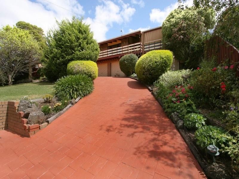 127 Duncan Drive, Pakenham VIC 3810