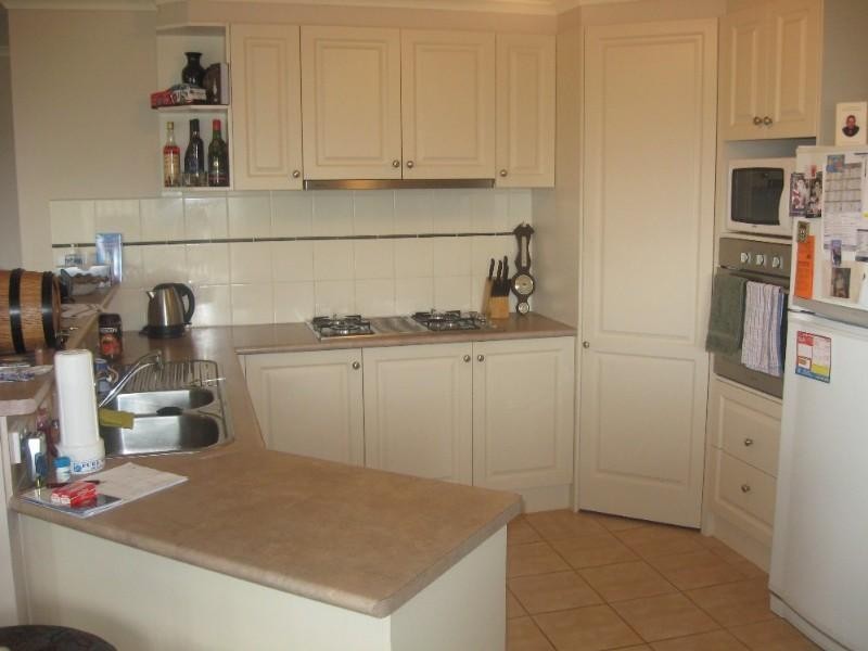 44 Ashwood Grove, Pakenham VIC 3810