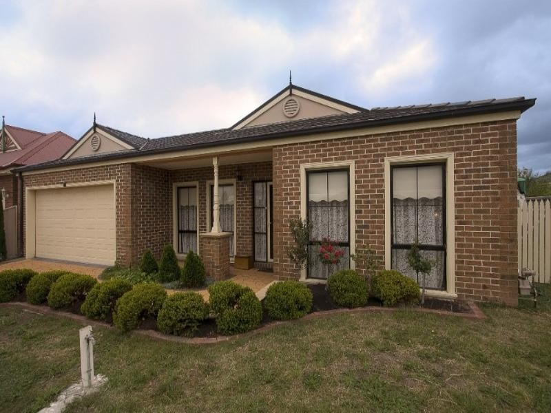 11 Settlers Court, Pakenham VIC 3810