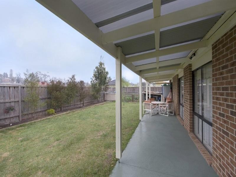 11 Settlers Court, Pakenham VIC 3810