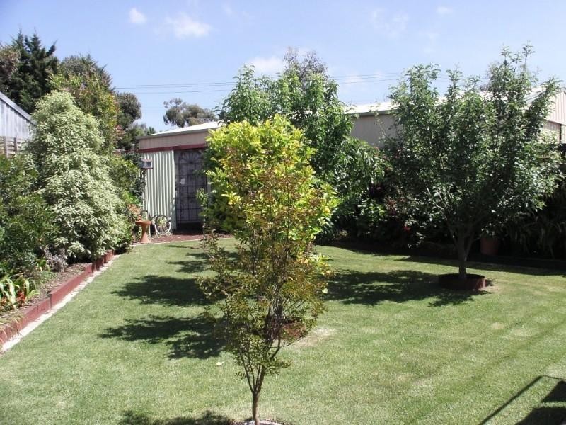 15 Montclaire Court, Pakenham VIC 3810