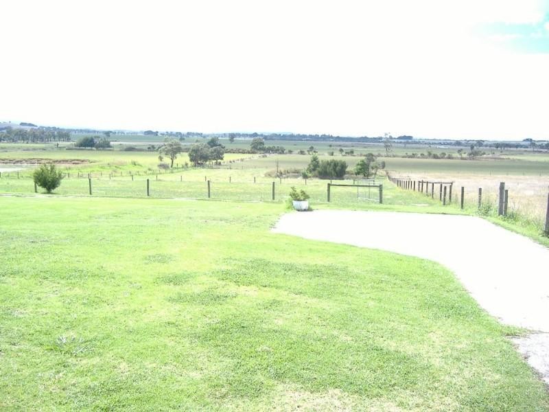 114 Ryan Road, Pakenham VIC 3810