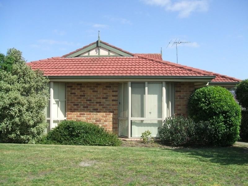 3 Euroa Avenue, Berwick VIC 3806