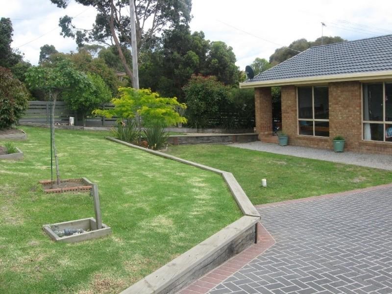 74 Gardenia Street, Pakenham VIC 3810