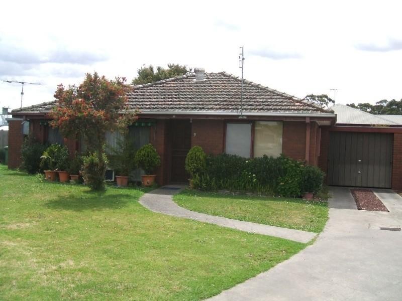 3/57 King Street, Pakenham VIC 3810