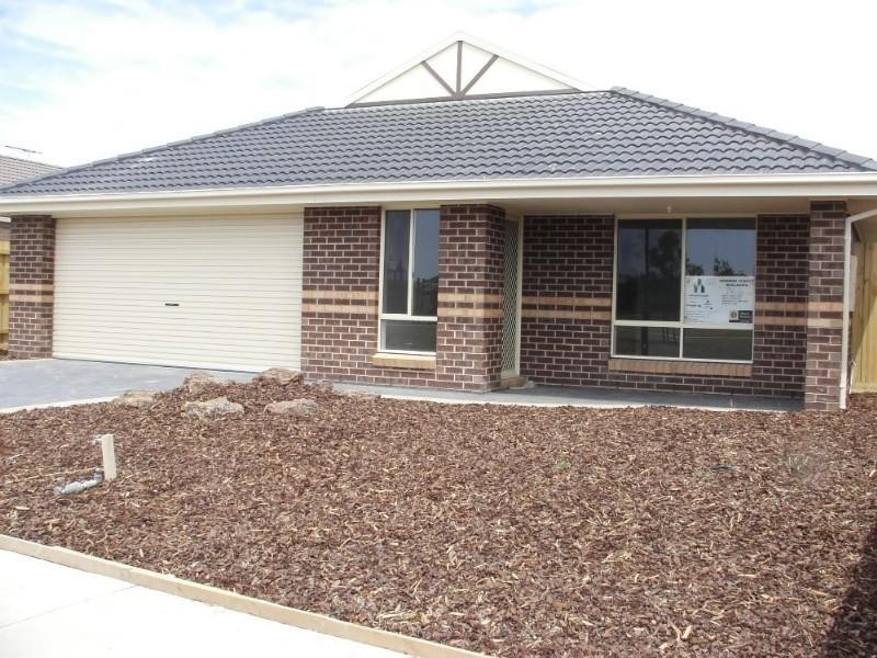 Lot 740 Red Gum Circuit, Pakenham VIC 3810