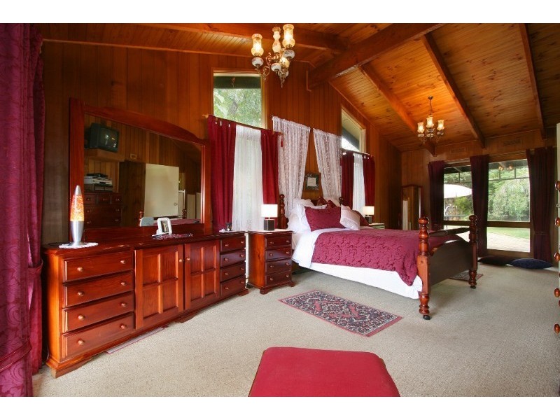 865 Pakenham Road, Pakenham Upper VIC 3810