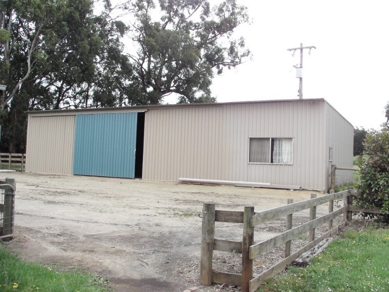 26 Burnt Store Road, Drouin VIC 3818