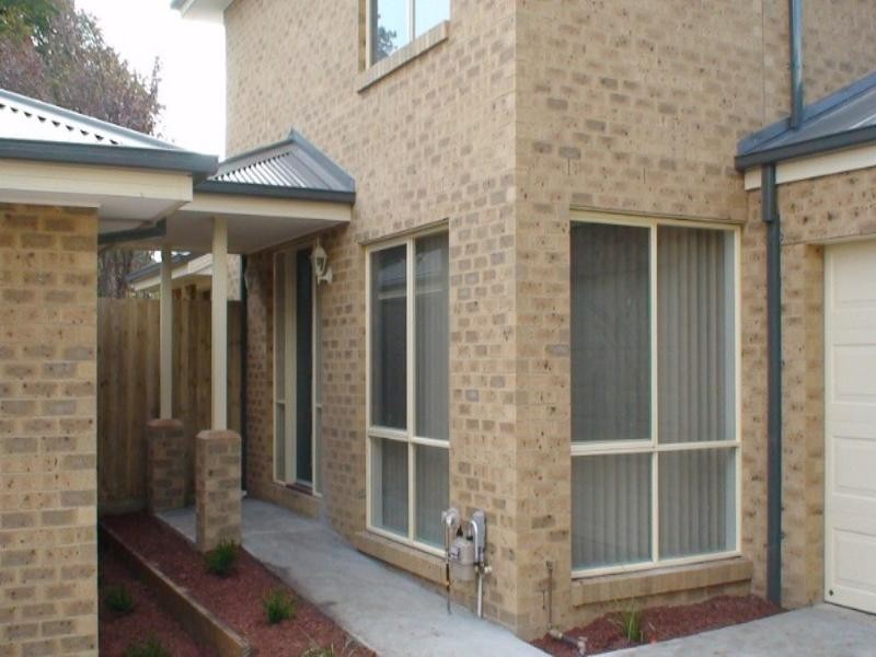 3/12 Anderson Street, Pakenham VIC 3810