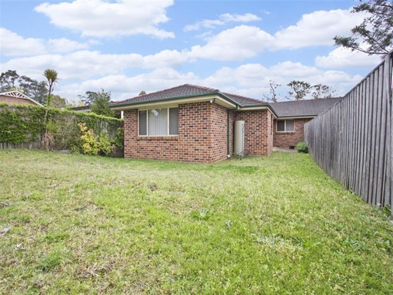 2/10 Regent Place, Bomaderry NSW 2541