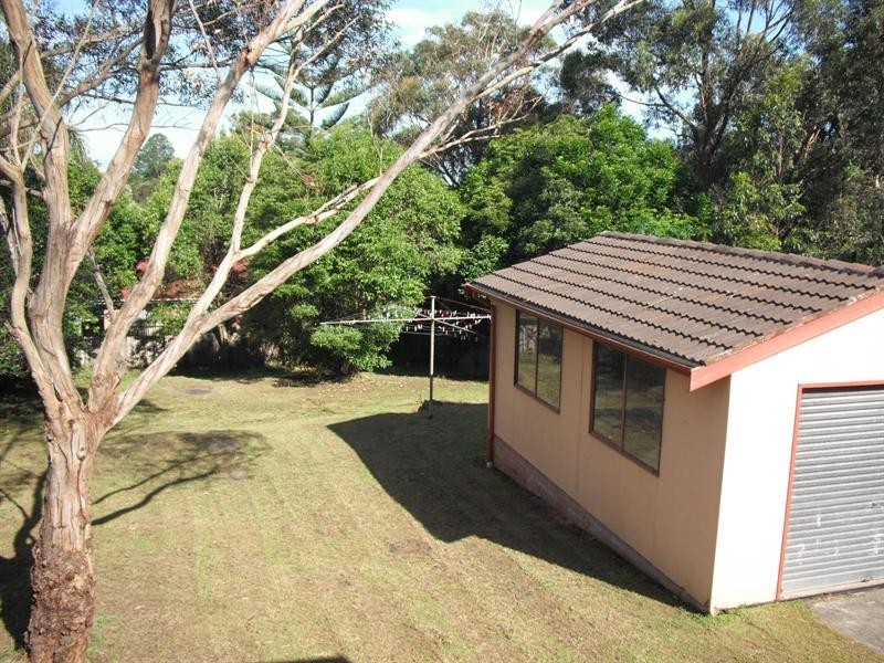 10 North Tarawal Street, Bomaderry NSW 2541
