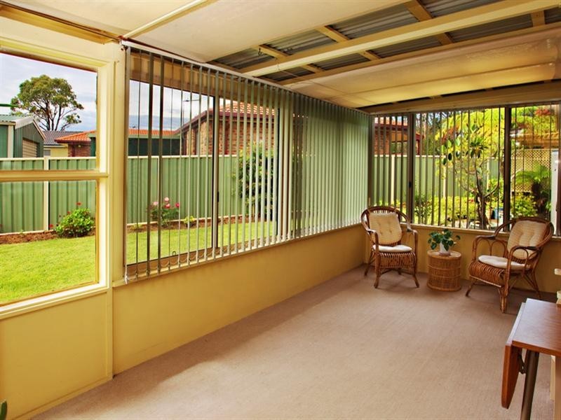 1 Wasdale Place, Bomaderry NSW 2541