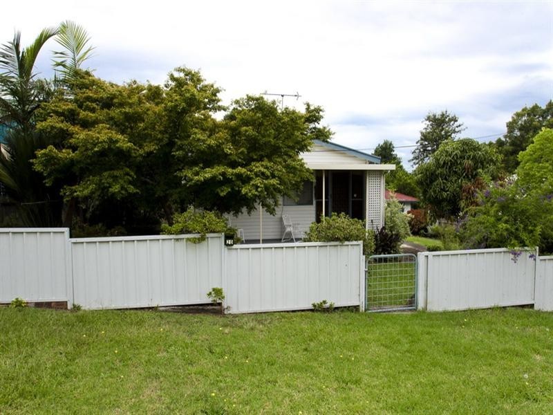 20 Brinawarr Street, Bomaderry NSW 2541