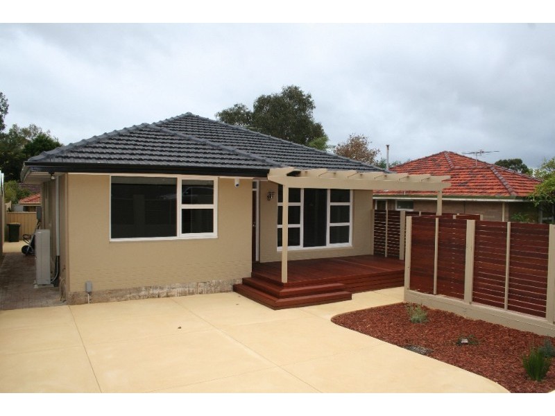 25A Chalmers Street, Fremantle WA 6160