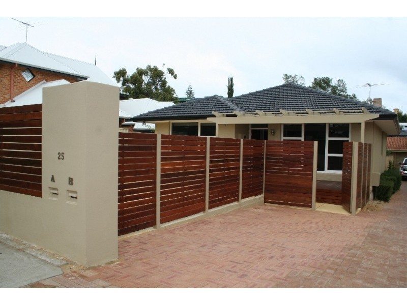25A Chalmers Street, Fremantle WA 6160