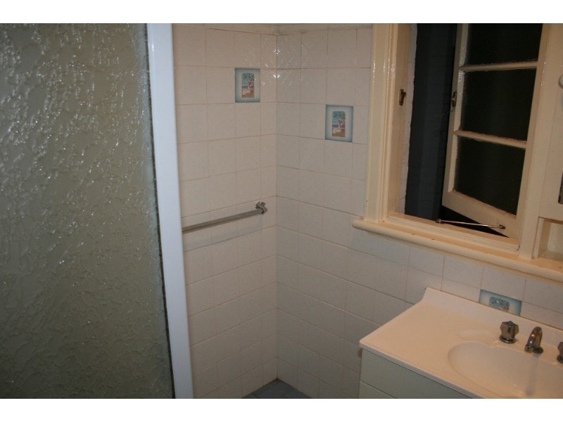 27 Paget Street, Hilton WA 6163