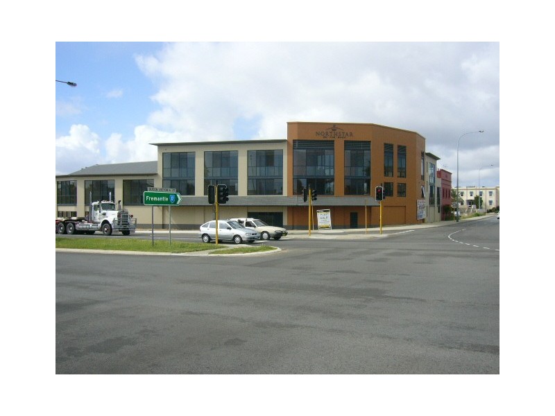 2-4 Pensioner Guard Road, North Fremantle WA 6159