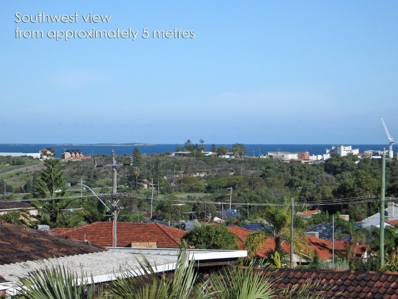 206A Clontarf Road, Hamilton Hill WA 6163