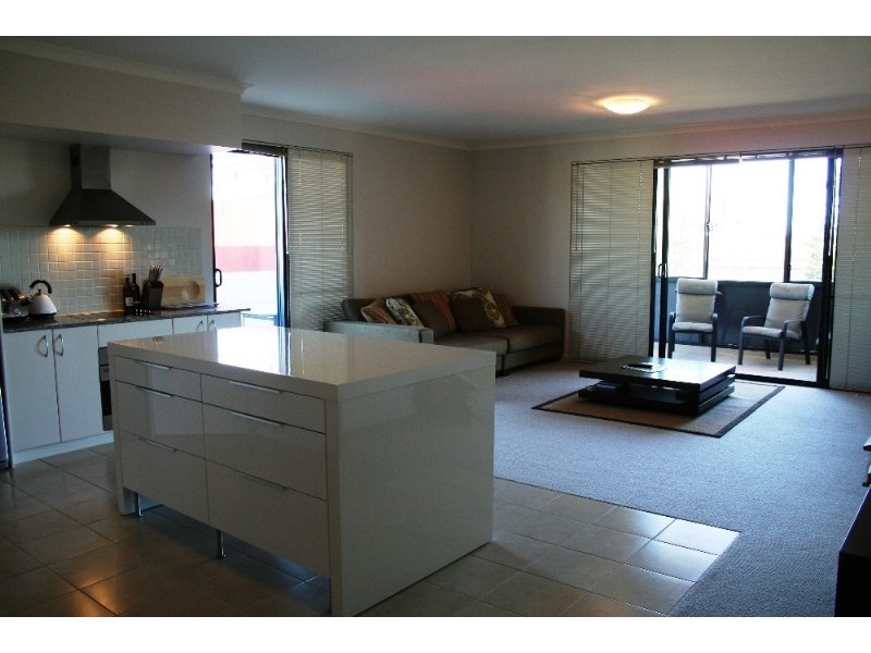 14/2-4 Pensioner Guard Road, North Fremantle WA 6159