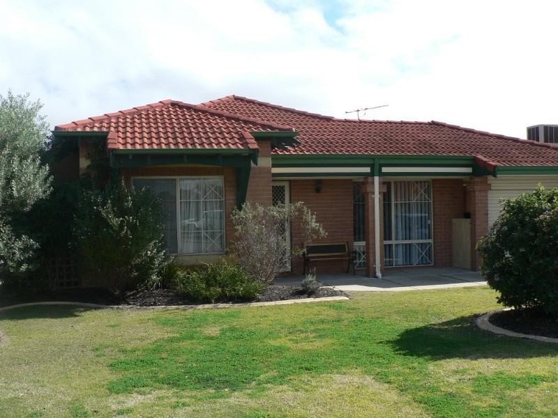 14 Marich Cove, Atwell WA 6164
