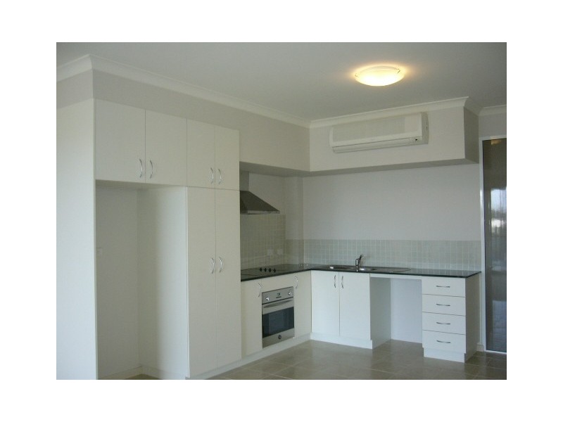 11/2-4 Pensioner Guard Road, North Fremantle WA 6159