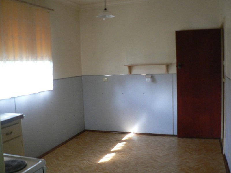 6 Longson Street, Hamilton Hill WA 6163