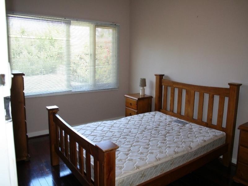 18 Thorsager Street, Coolbellup WA 6163