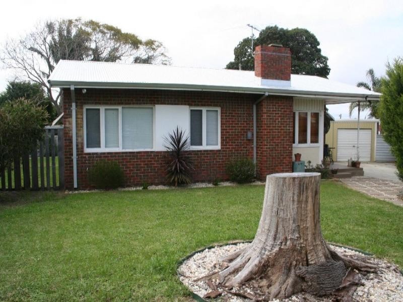 18 Thorsager Street, Coolbellup WA 6163