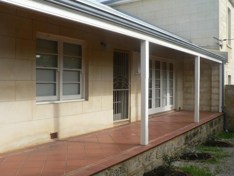 81 South Street, Beaconsfield WA 6162