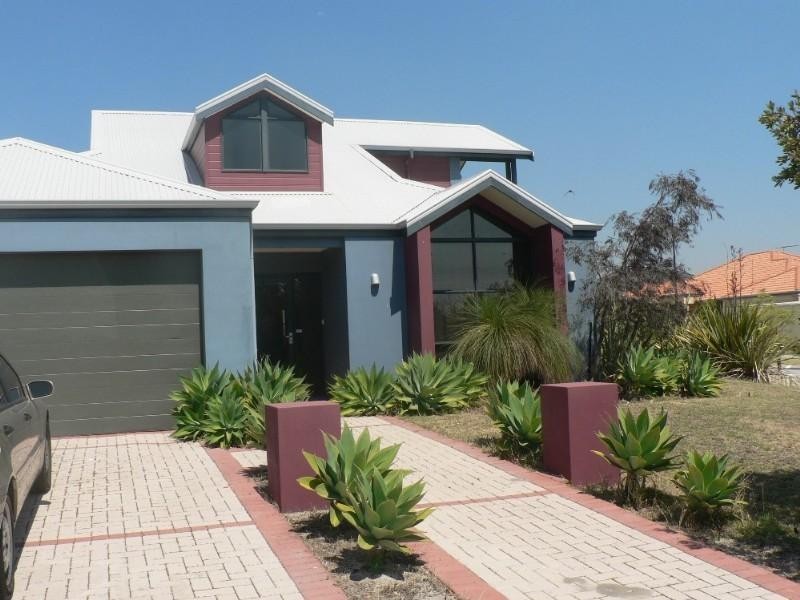 7 Serenity Parkway, Hammond Park WA 6164