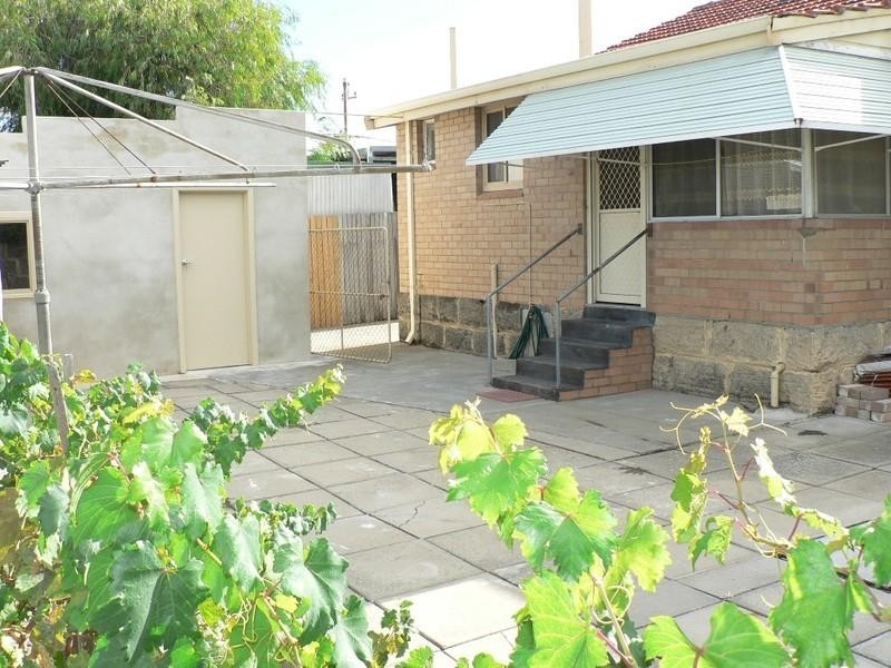 1 Hulbert Street, South Fremantle WA 6162