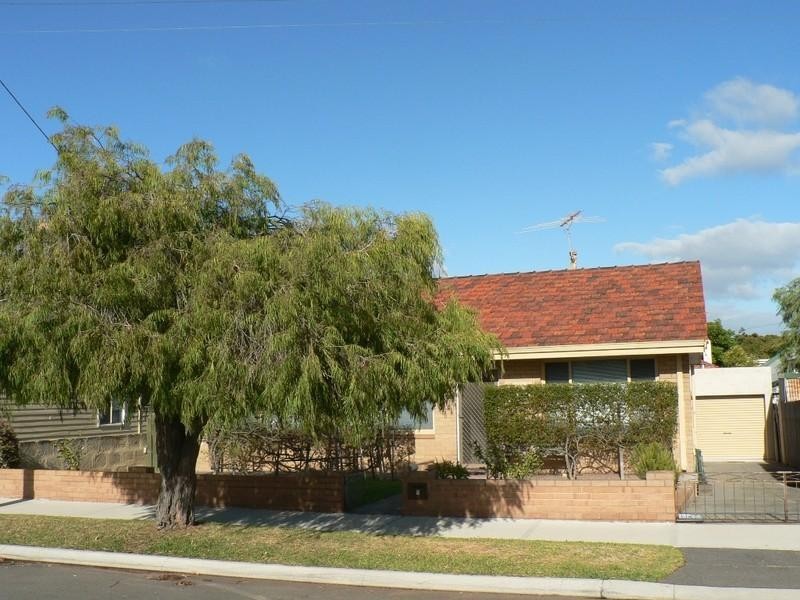 1 Hulbert Street, South Fremantle WA 6162