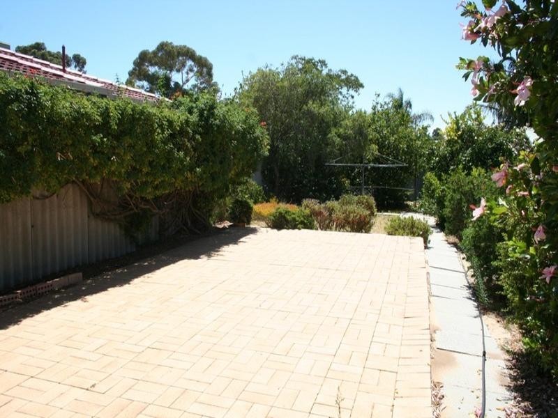 9A Cleopatra Street, Palmyra WA 6157