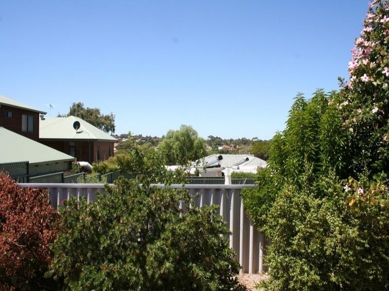 9A Cleopatra Street, Palmyra WA 6157