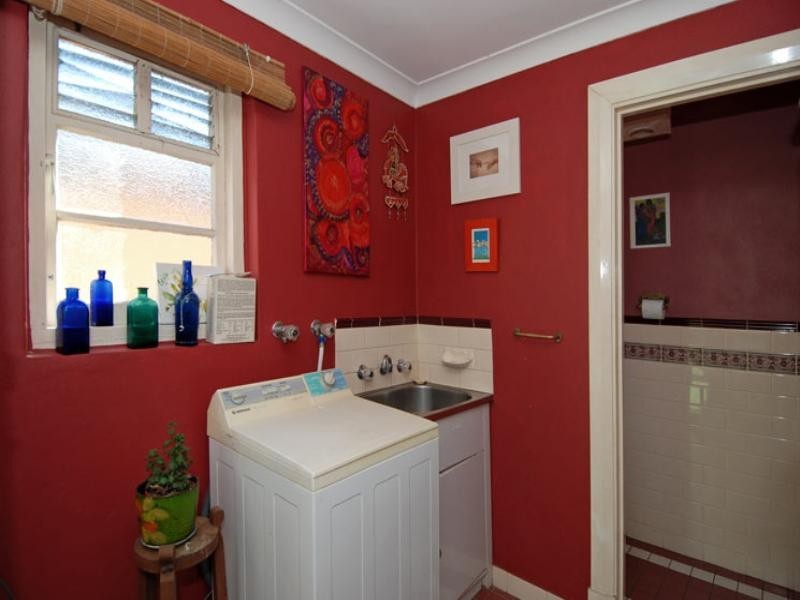 111 Hampton Road, South Fremantle WA 6162