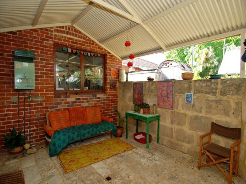 111 Hampton Road, South Fremantle WA 6162